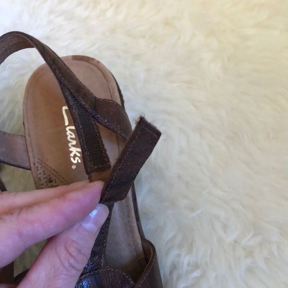Clarks Brown Leather Peep Toe Sling Back Sandals - Picture 4 of 7